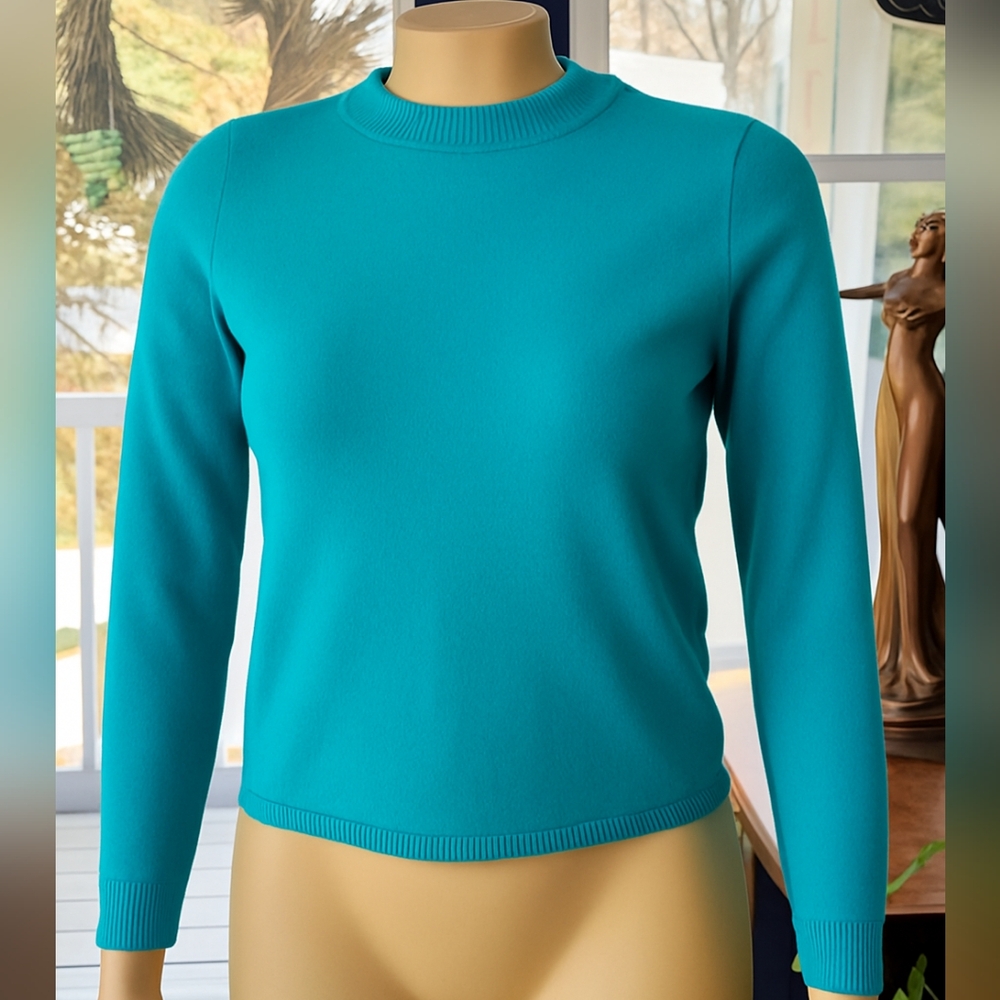 Kim Rogers Teal Blue Crew Neck Sweater Classic Knit